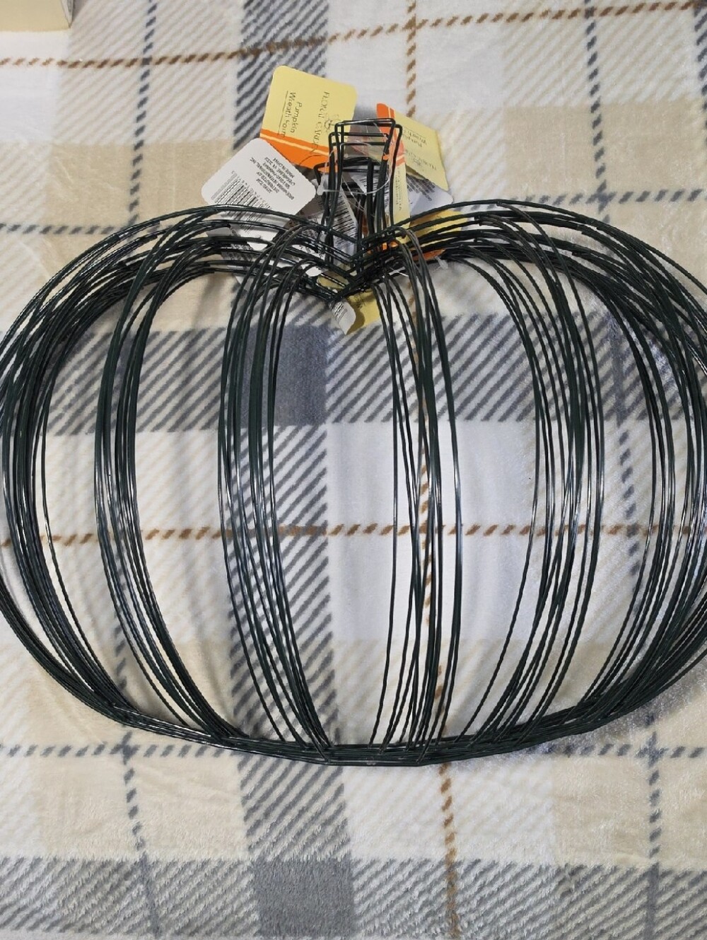 12 Pumpkin Wreath Forms For Crafting